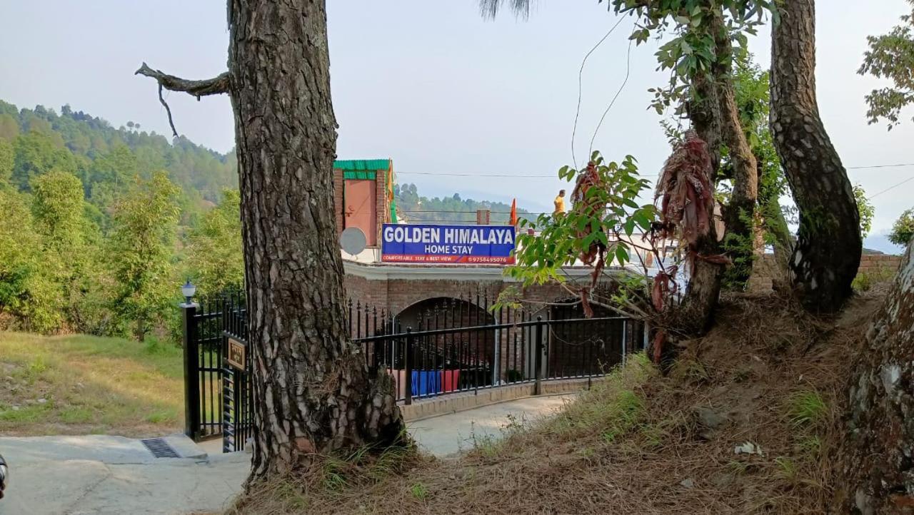 Golden Himalaya Homestay Каусани Экстерьер фото